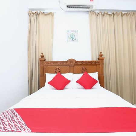 Super Oyo 89435 Nusantara Group Hotel Jertih Εξωτερικό φωτογραφία