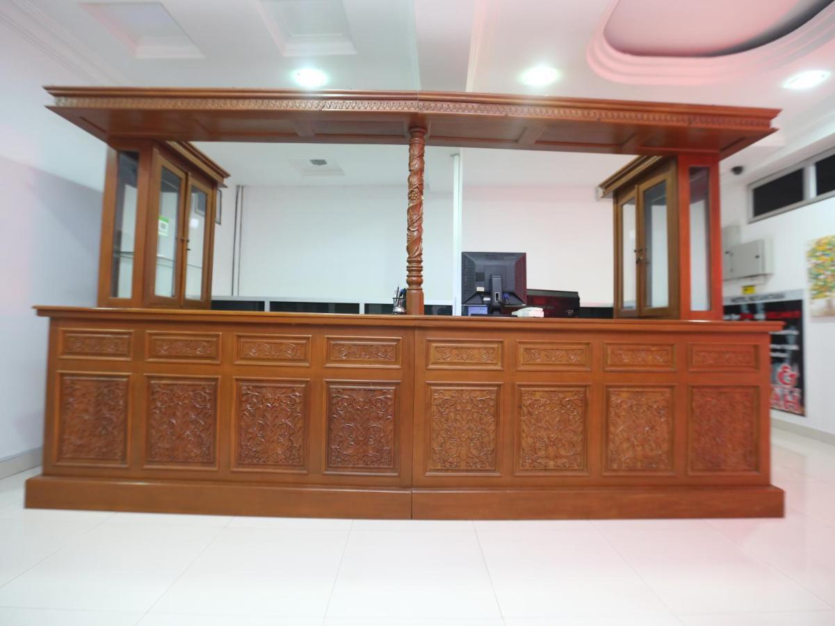 Super Oyo 89435 Nusantara Group Hotel Jertih Εξωτερικό φωτογραφία